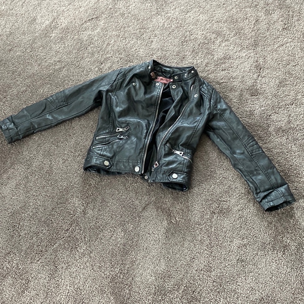 Urban Outfitters Silver Faux Leather Moto Jacket Girls SIZE M
